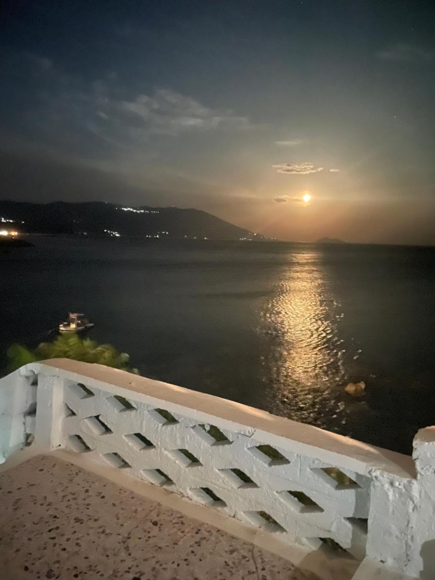 ماراثوكابوسْ Chrisopetro Rooms المظهر الخارجي الصورة