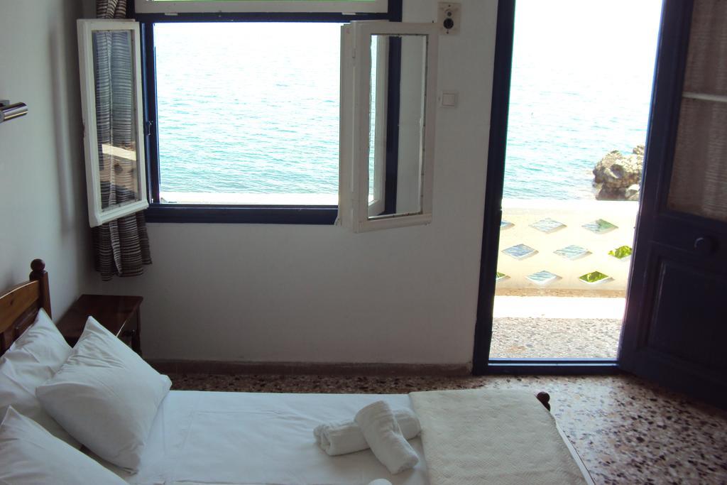 ماراثوكابوسْ Chrisopetro Rooms المظهر الخارجي الصورة